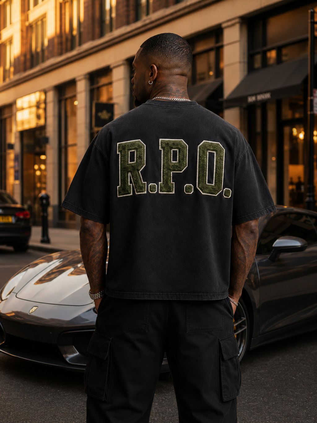 Rich People Only Oversized Graphic Tee . GREEN